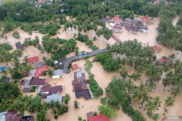 DPR Minta Pemerintah Tak Pangkas TKD untuk Daerah Terdampak Banjir