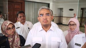 Farhan Tegaskan Pembenahan Pasar di Bandung Fokus pada Legalitas dan Kepatuhan Administrasi