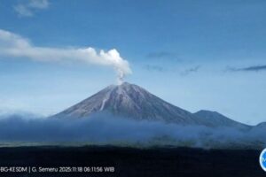 gunung semeru erupsi-3