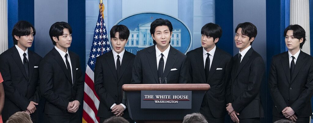 BTS kontroversi