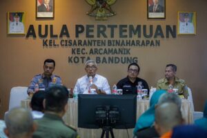 Farhan Soroti Drainase, Kabel Udara, dan PJU di Sukamiskin