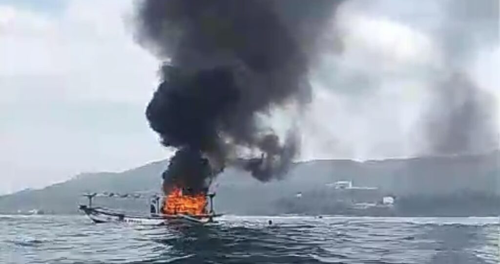 Kronologi Kapal Nelayan Meledak di Makassar