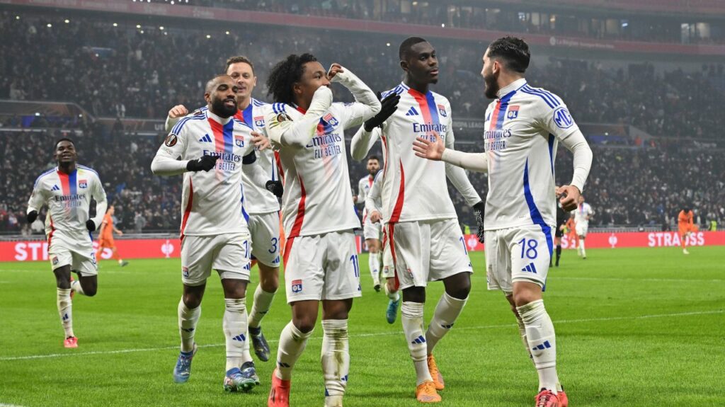 Prediksi Skor Lyon vs Laval Coupe de France 2025/2026