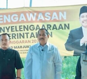 Akhmad Marjuki Sapa Warga Desa Keduwaringin Kabupaten Bekasi