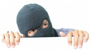 maling kotak amal masjid bogor