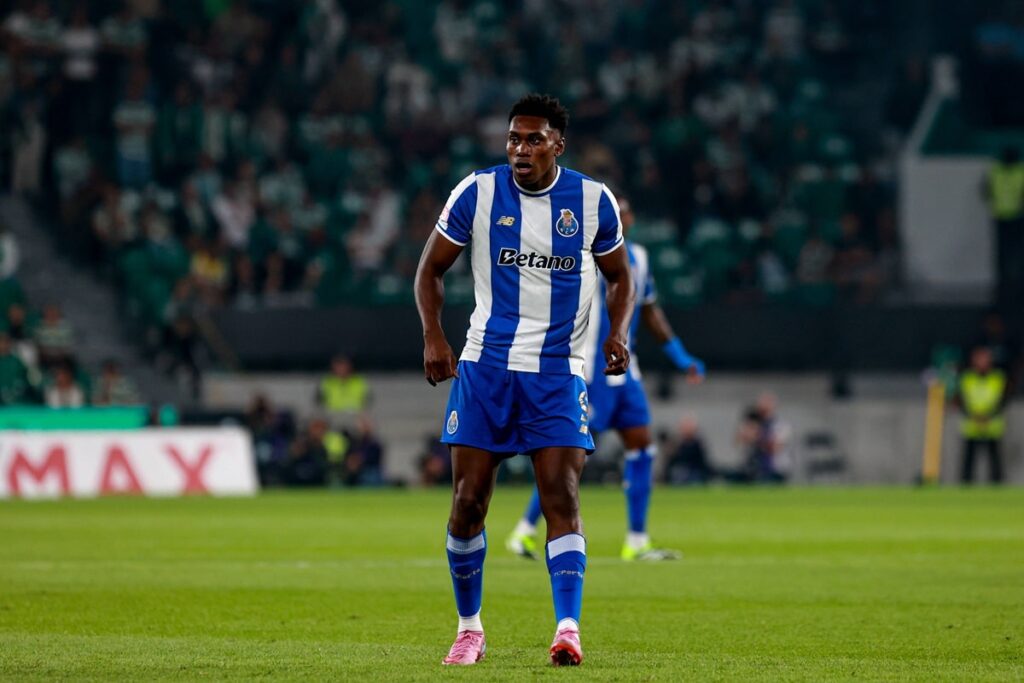 Prediksi Skor Porto vs Arouca Primeira Liga 2025/2026