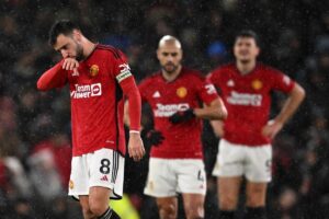 Prediksi Skor Man United vs Aston Villa Premier League 2025/2026