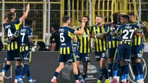 Prediksi Skor Fenerbahce vs Gaziantep Super Lig 2025/2026
