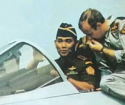 profil try sutrisno