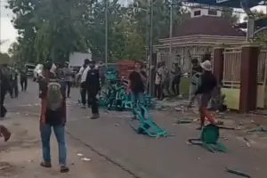 Kades Lamongan