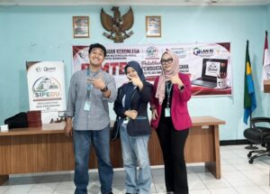 Dosen Ilmu Komunikasi UNIBI Latih UMKM Kebonlega Bangun Merek Lewat Branding dan Identitas Brand